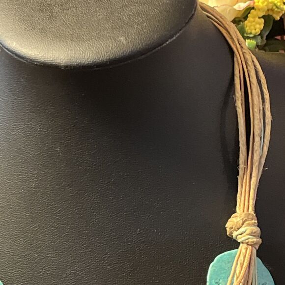 Virginia Parissi Designer Boho Colorful Disc Natural Material Cord Necklace 16” - Picture 5 of 6